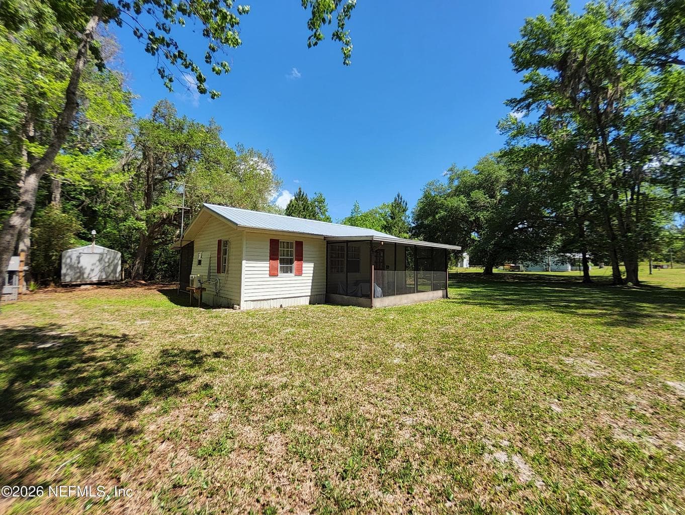 118 N HUBERS FISH CAMP Road, Crescent City, FL 32112