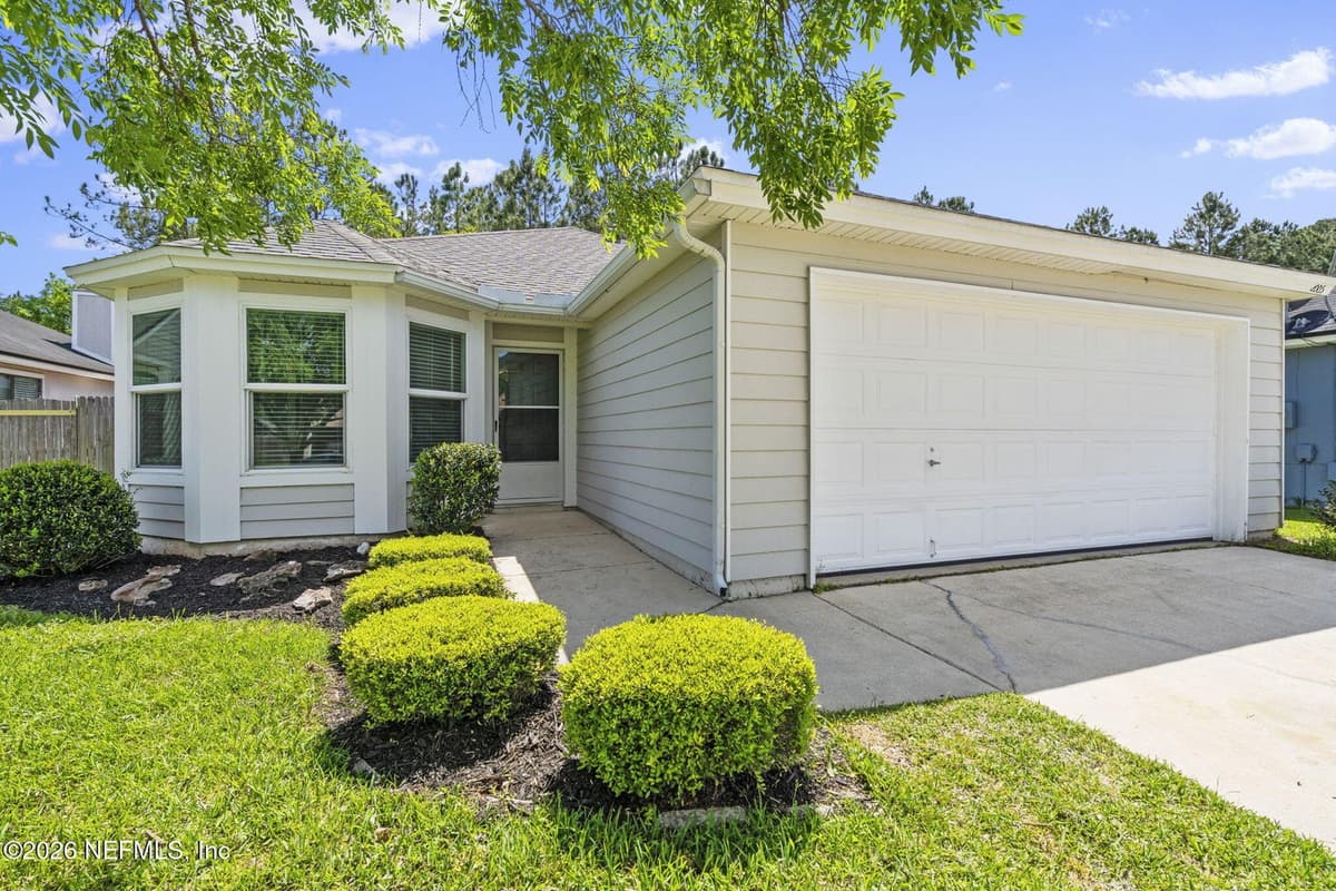 2005 HUNTERS TRACE Circle, Middleburg, FL 32068 3