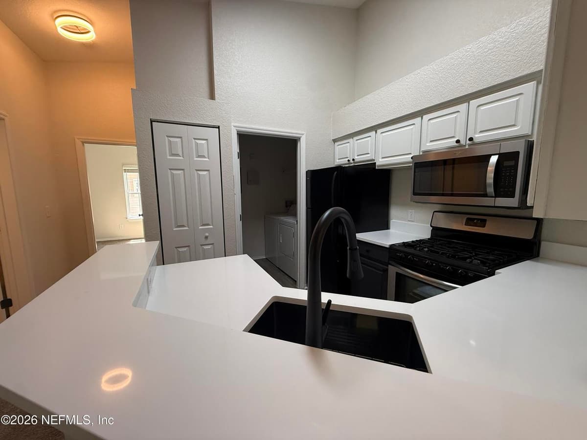 13810 SUTTON PARK Drive N 1220, Jacksonville, FL 32224 3