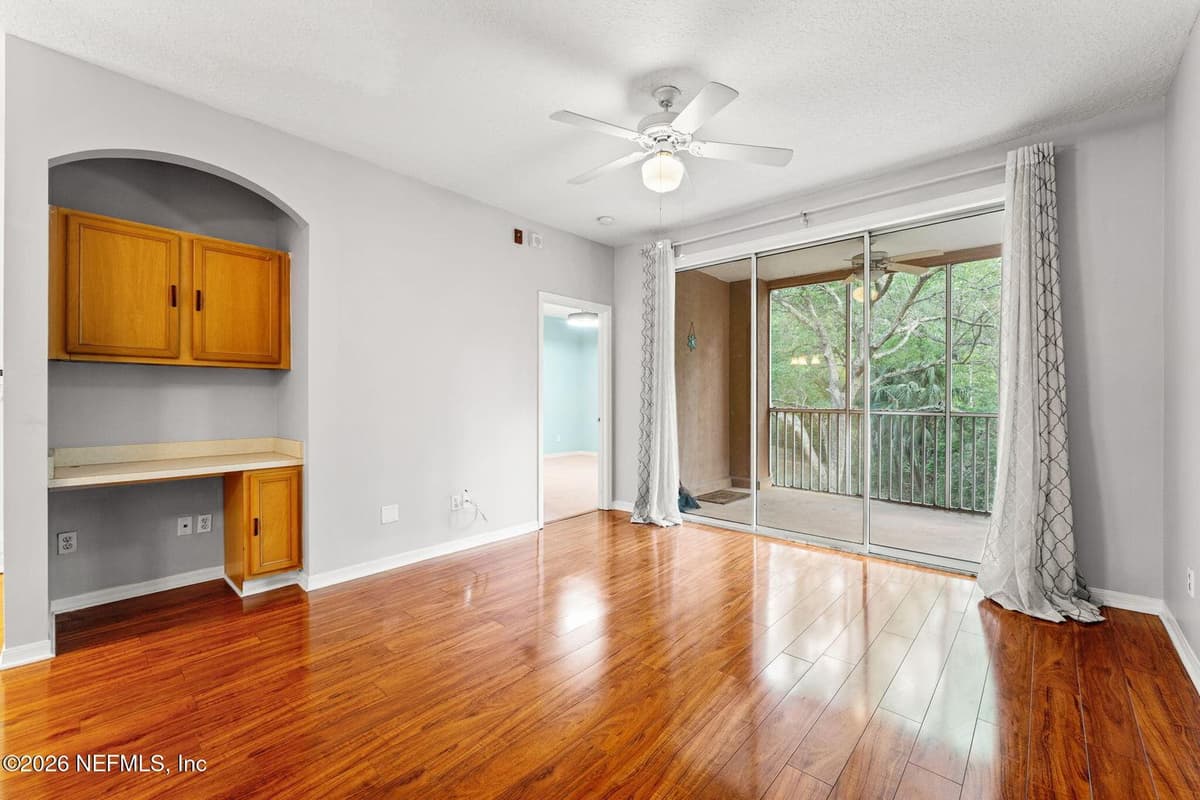 8601 BEACH Boulevard 320, Jacksonville, FL 32216 3