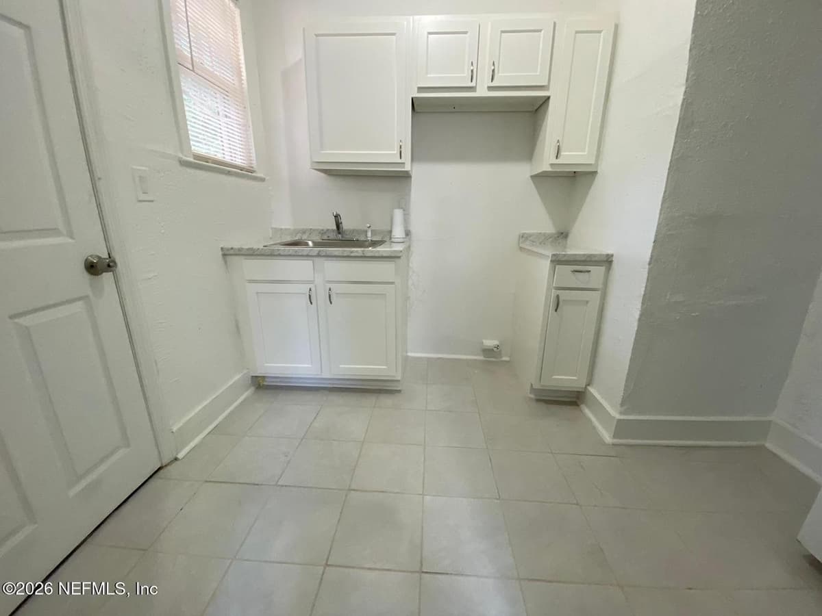 1272 W 27TH Street, Jacksonville, FL 32209 3