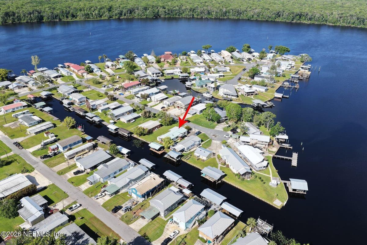 160 MOONLITE Drive, Satsuma, FL 32189 3