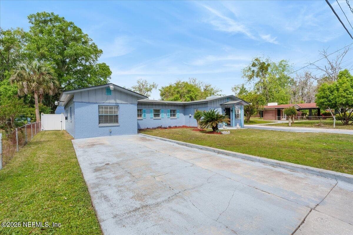 9716 DEVONSHIRE Boulevard, Jacksonville, FL 32208 2