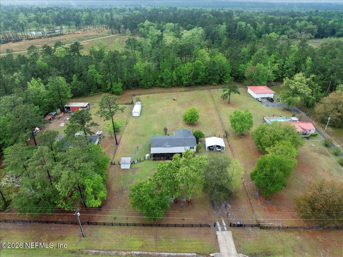 30590 COUNTY ROAD 121, Hilliard, FL 32046 2