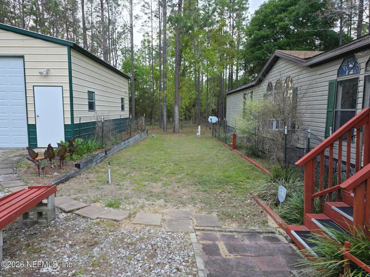 110 HILL TOP Loop, Hawthorne, FL 32640 3