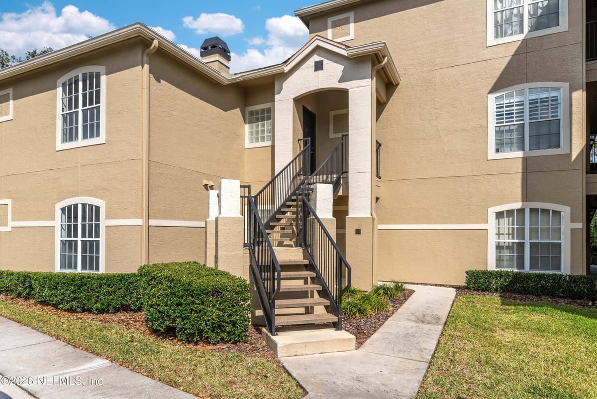 1701 THE GREENS Way 1821, Jacksonville Beach, FL 32250 2