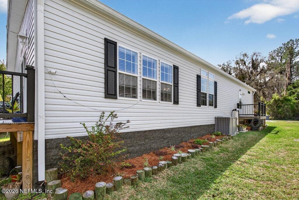 293 MAXWELL Drive, Welaka, FL 32193 3