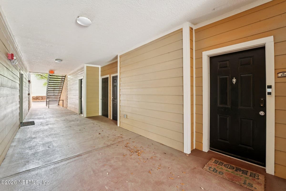 8539 GATE Parkway W 412, Jacksonville, FL 32216 3