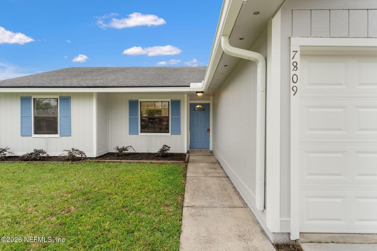 7809 ALLSPICE Circle E, Jacksonville, FL 32244 3
