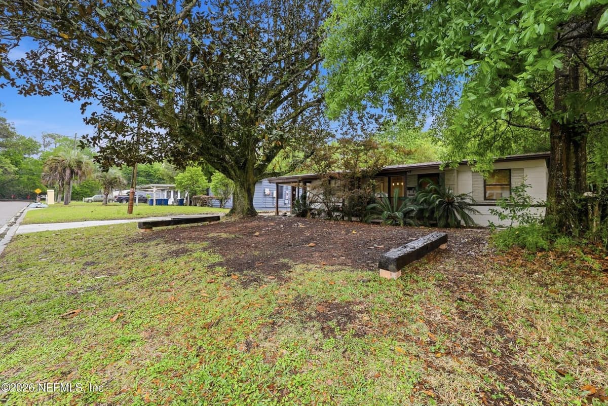 1134 CARTHAGE Drive, Jacksonville, FL 32218 2