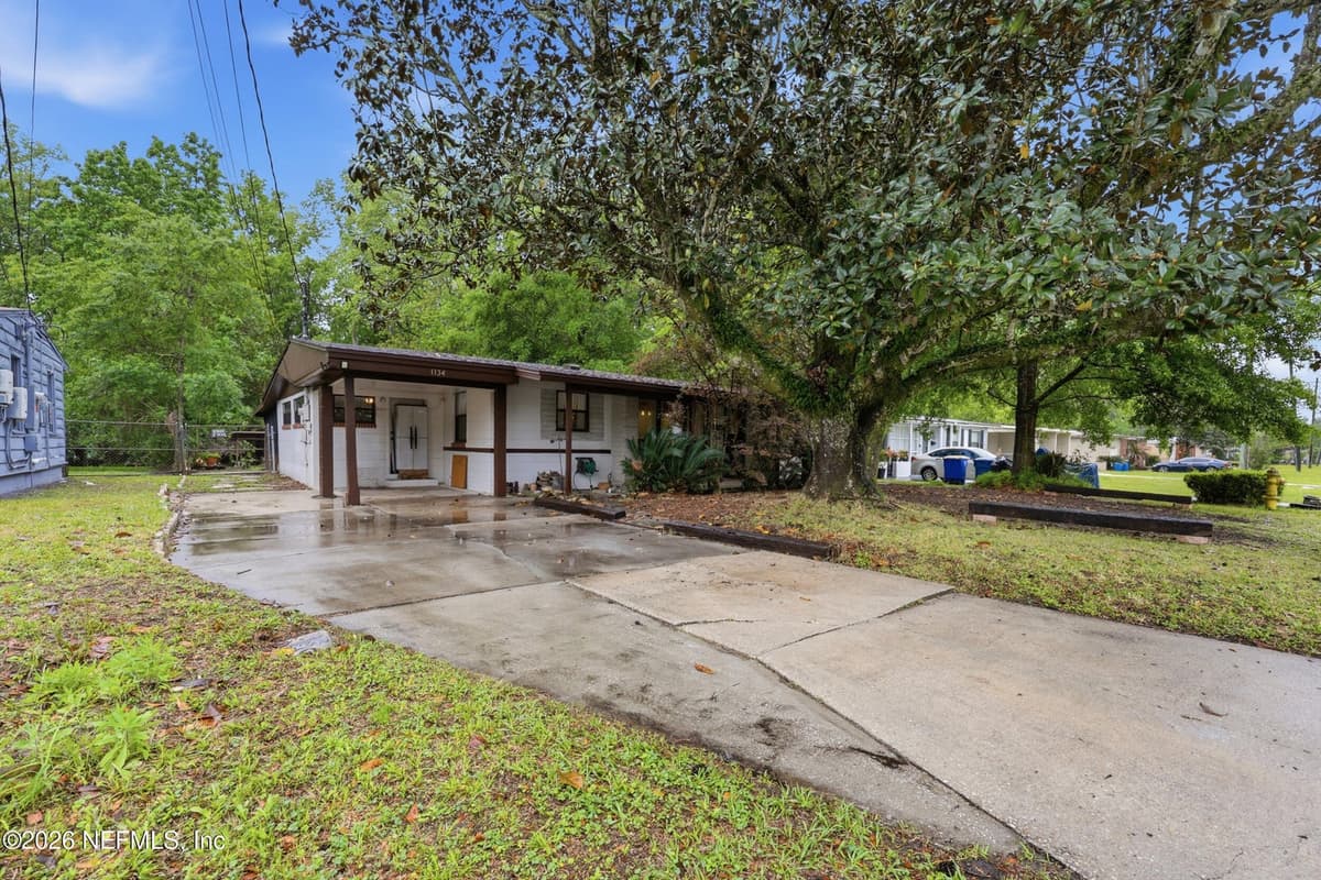 1134 CARTHAGE Drive, Jacksonville, FL 32218 3