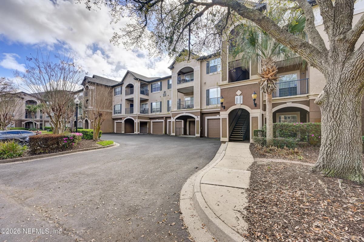 10961 BURNT MILL Road 824, Jacksonville, FL 32256 2