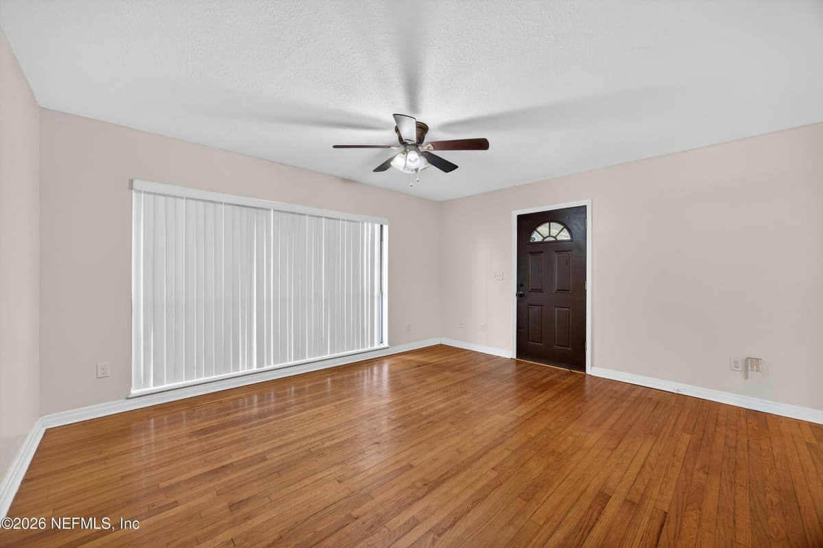 4231 RENDALE Drive N, Jacksonville, FL 32210 3