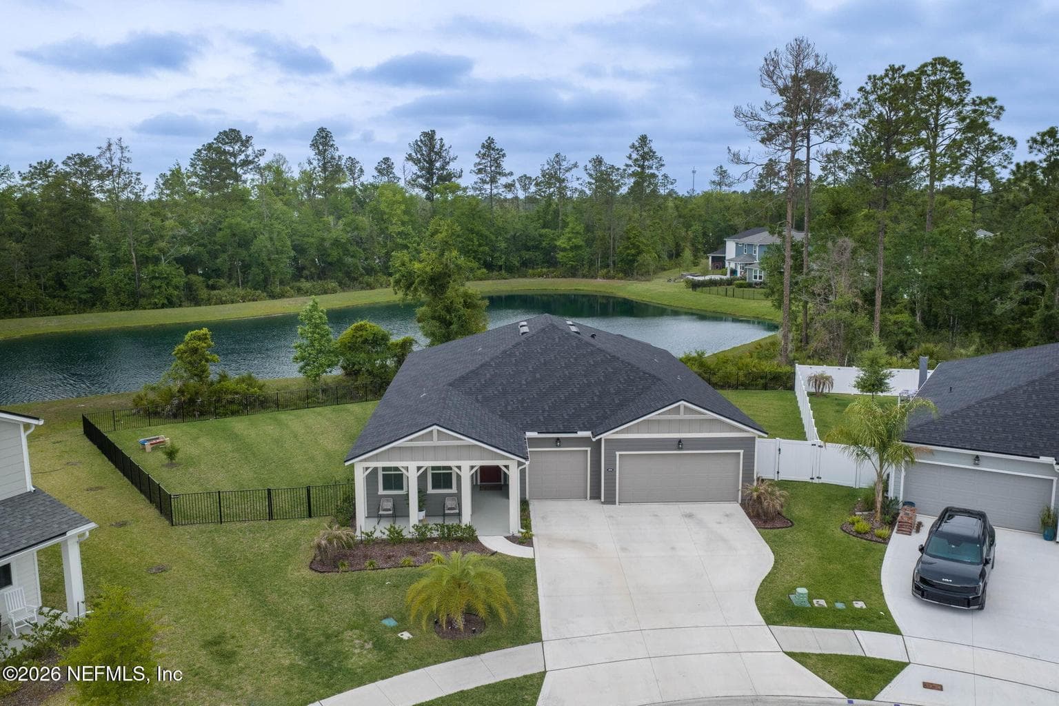 424 WAMBAW Drive, St. Johns, FL 32259