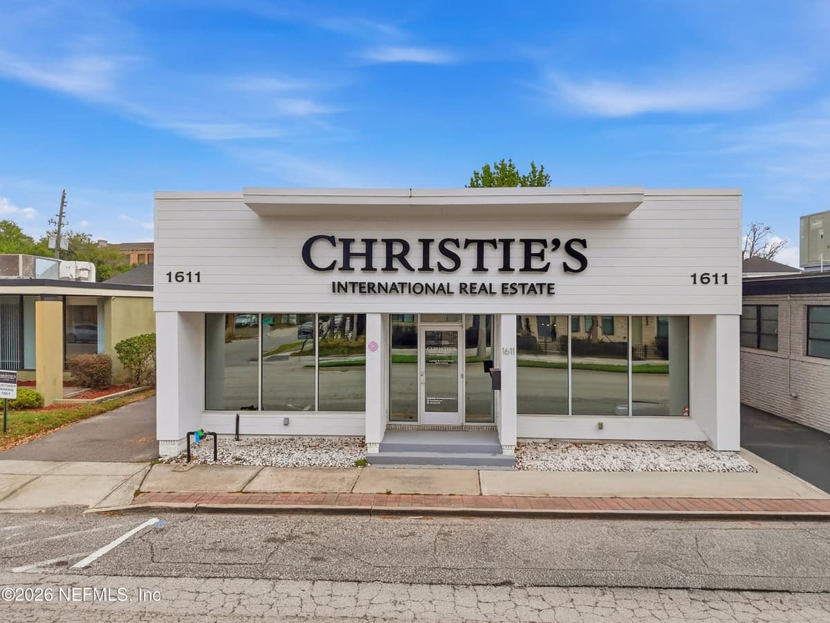1611 ATLANTIC Boulevard, Jacksonville, FL 32207 2