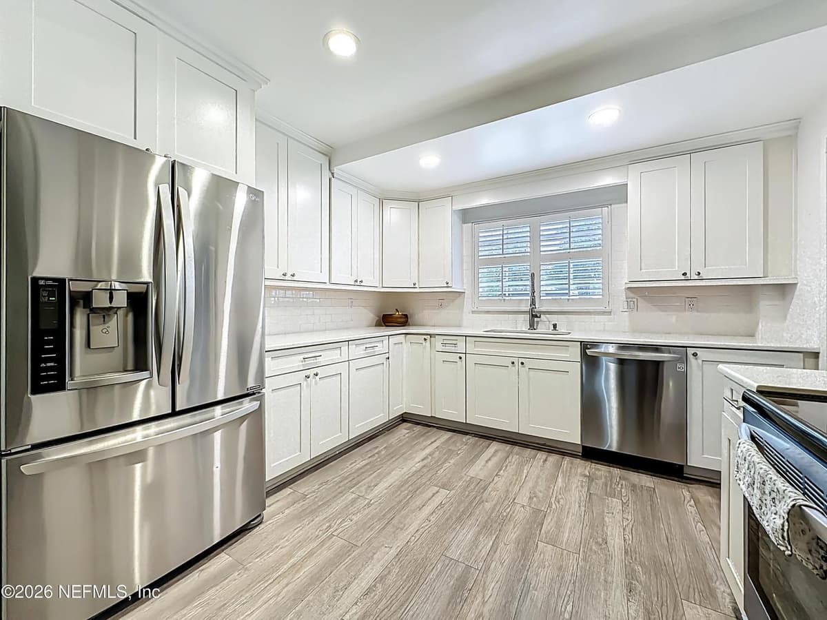 5553 SALERNO Road, Jacksonville, FL 32244 3
