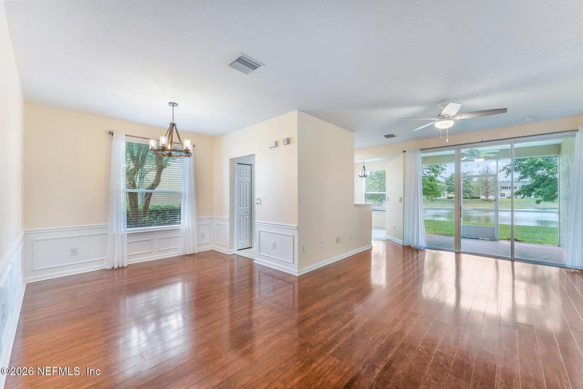 6724 WHITE BLOSSOM Circle 35B, Jacksonville, FL 32258 3
