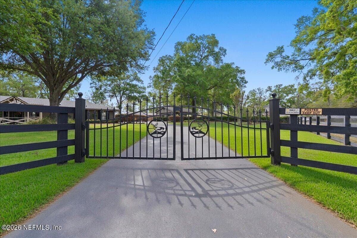 8825 QUAIL ROOST Court, Jacksonville, FL 32220 3