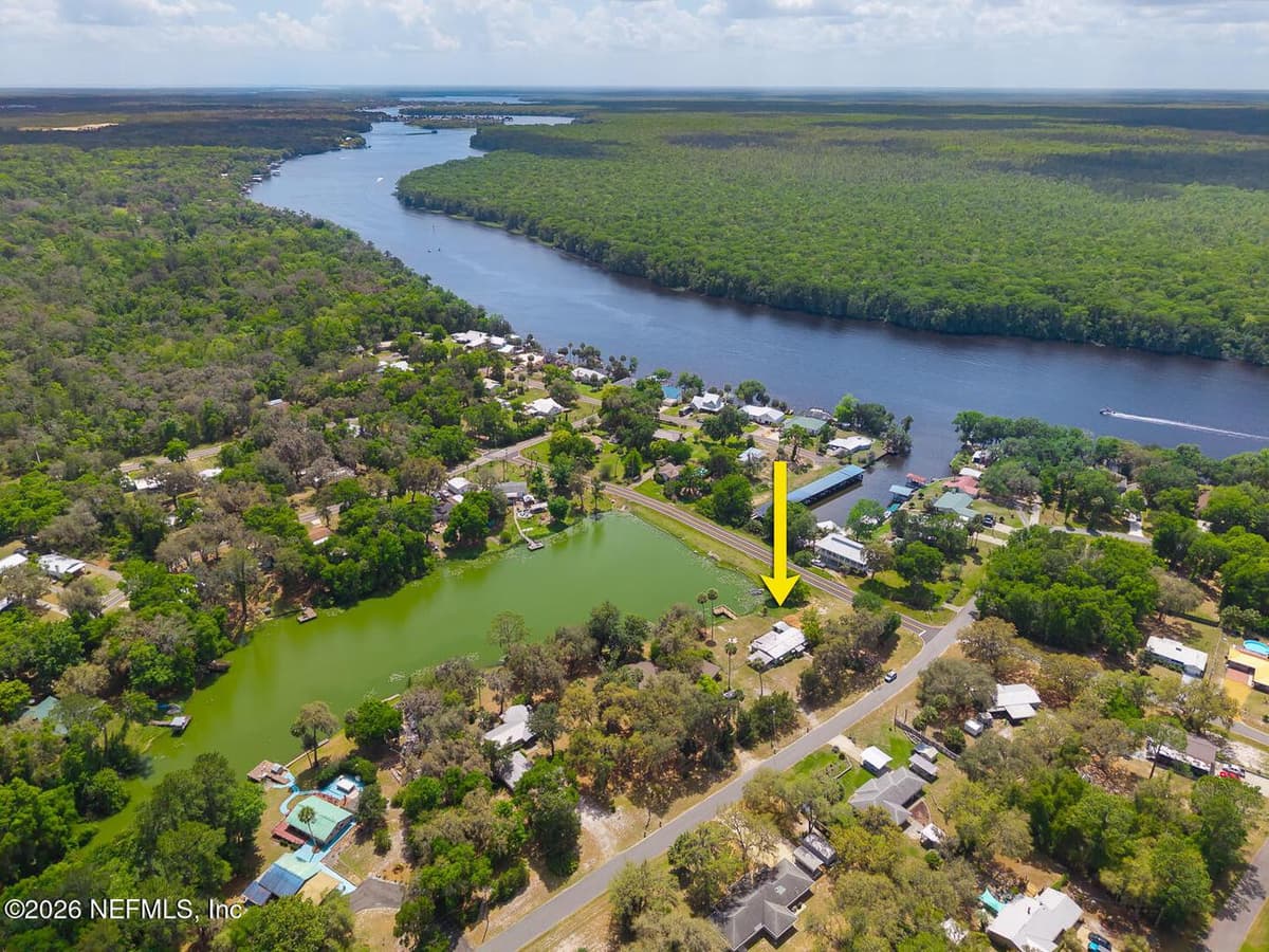 215 SARATOGA Drive, Satsuma, FL 32189 3