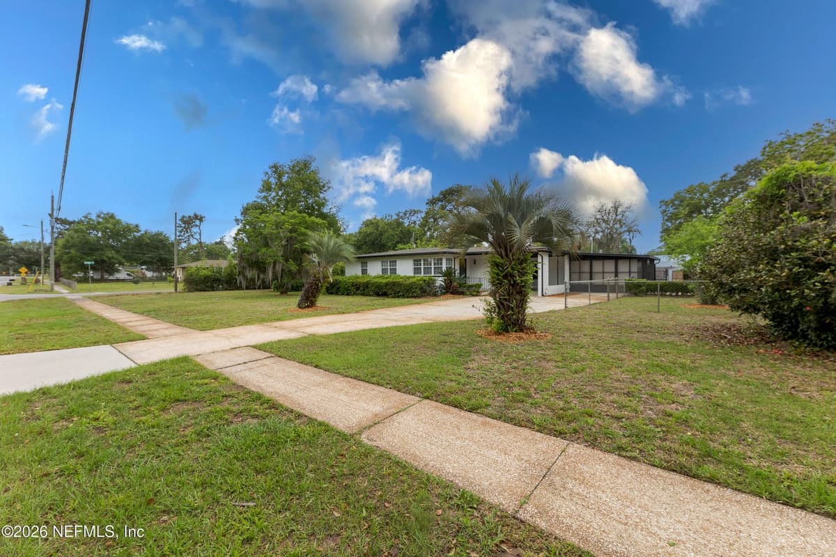 1948 HILLTOP Boulevard, Jacksonville, FL 32246 2