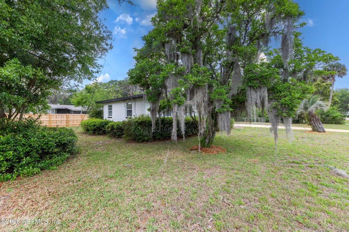 1948 HILLTOP Boulevard, Jacksonville, FL 32246 3