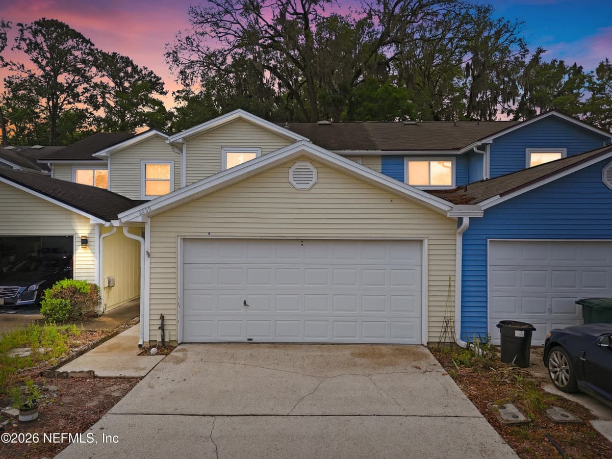 3050 PADDLE CREEK Drive, Jacksonville, FL 32223 2