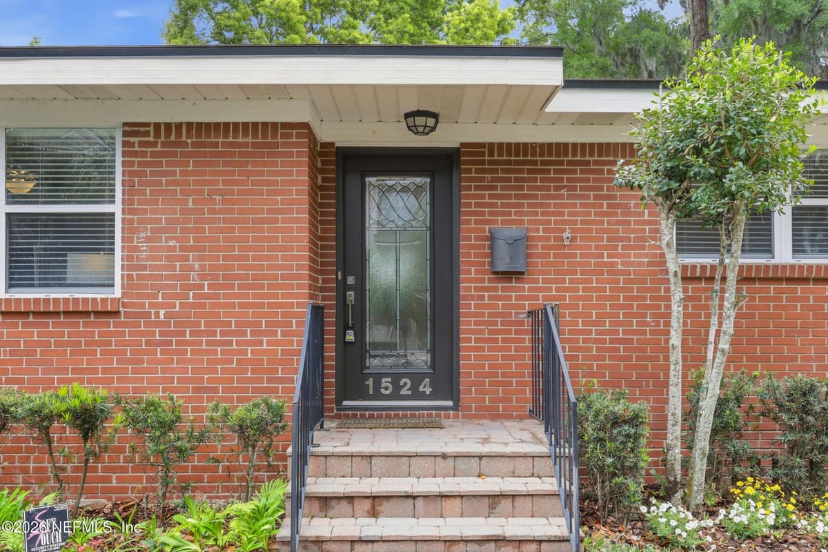 1524 SHIRL Lane, Jacksonville, FL 32207 2