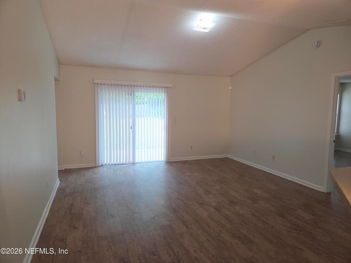 3762 LAUREN OAK Lane E, Jacksonville, FL 32221 3