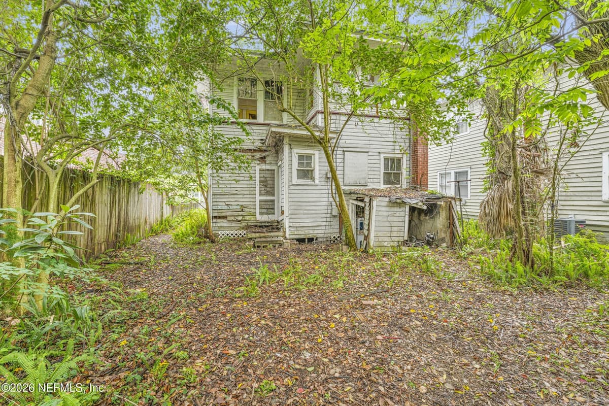 2319 COLLEGE Street, Jacksonville, FL 32204 3