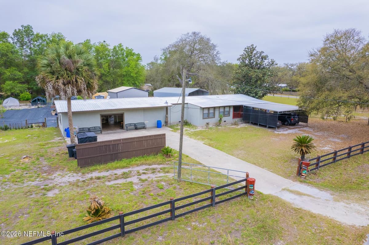 239 LYNNE Drive, Palatka, FL 32177 2