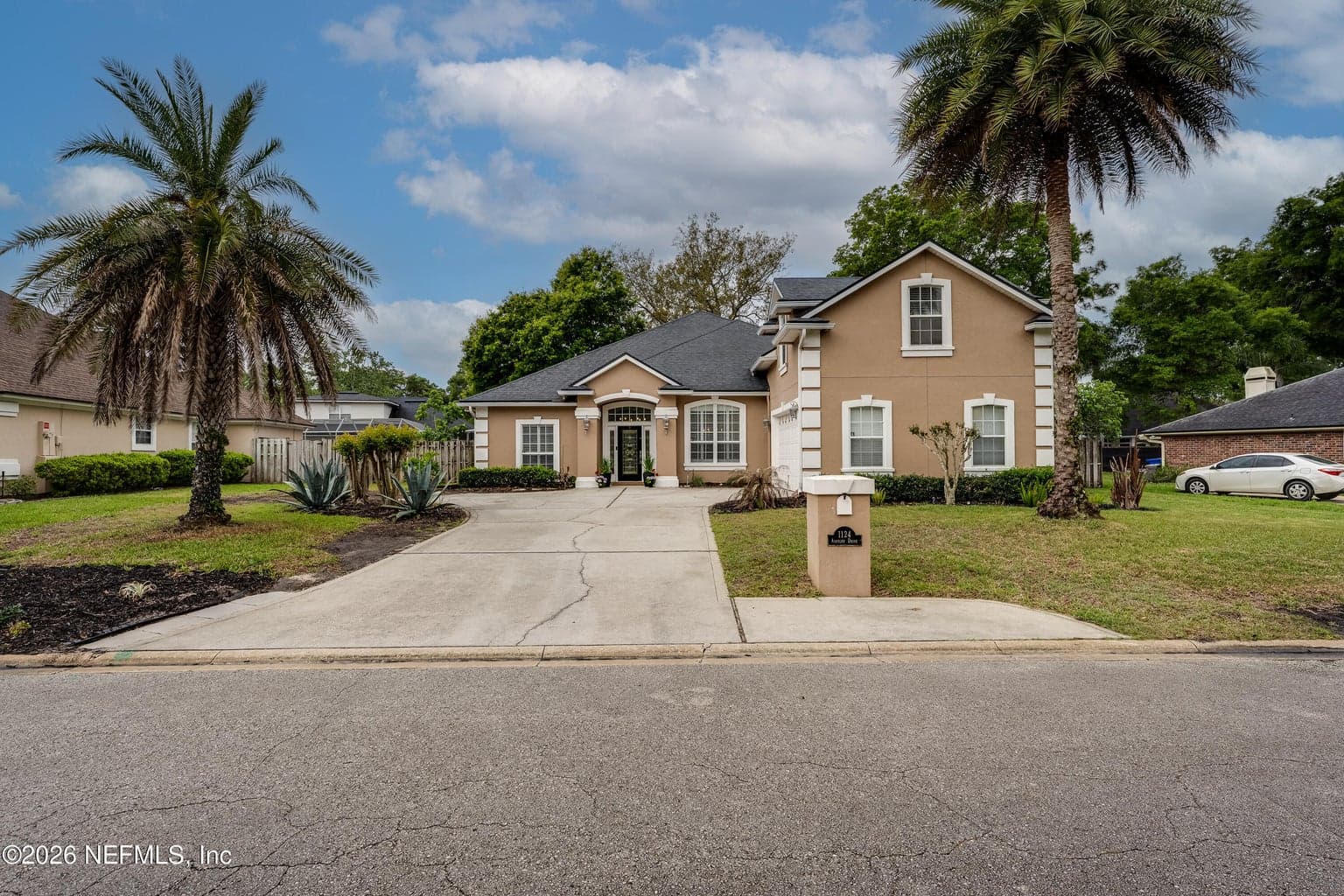 1124 ASHMORE Drive, St. Johns, FL 32259