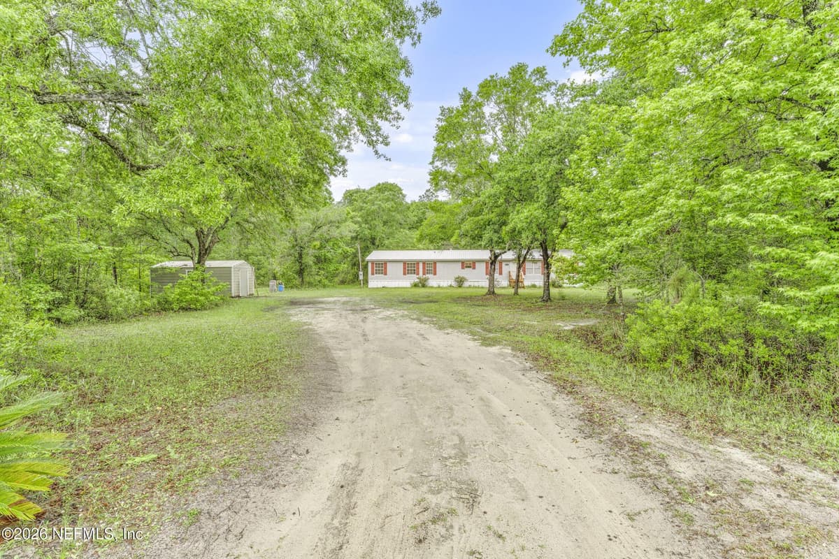 9715 MCMAHON Avenue, Hastings, FL 32145 2