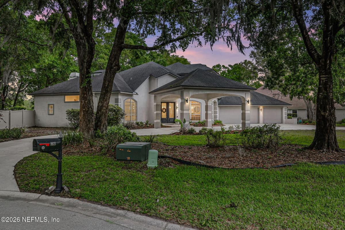 1611 PEBBLE BEACH Boulevard, Green Cove Springs, FL 32043 2