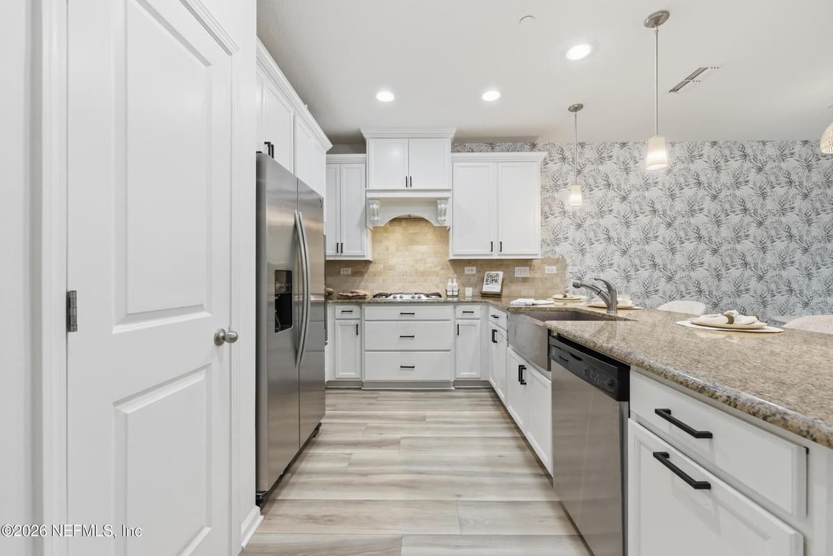 55 CANARY PALM Court, Ponte Vedra, FL 32081 3