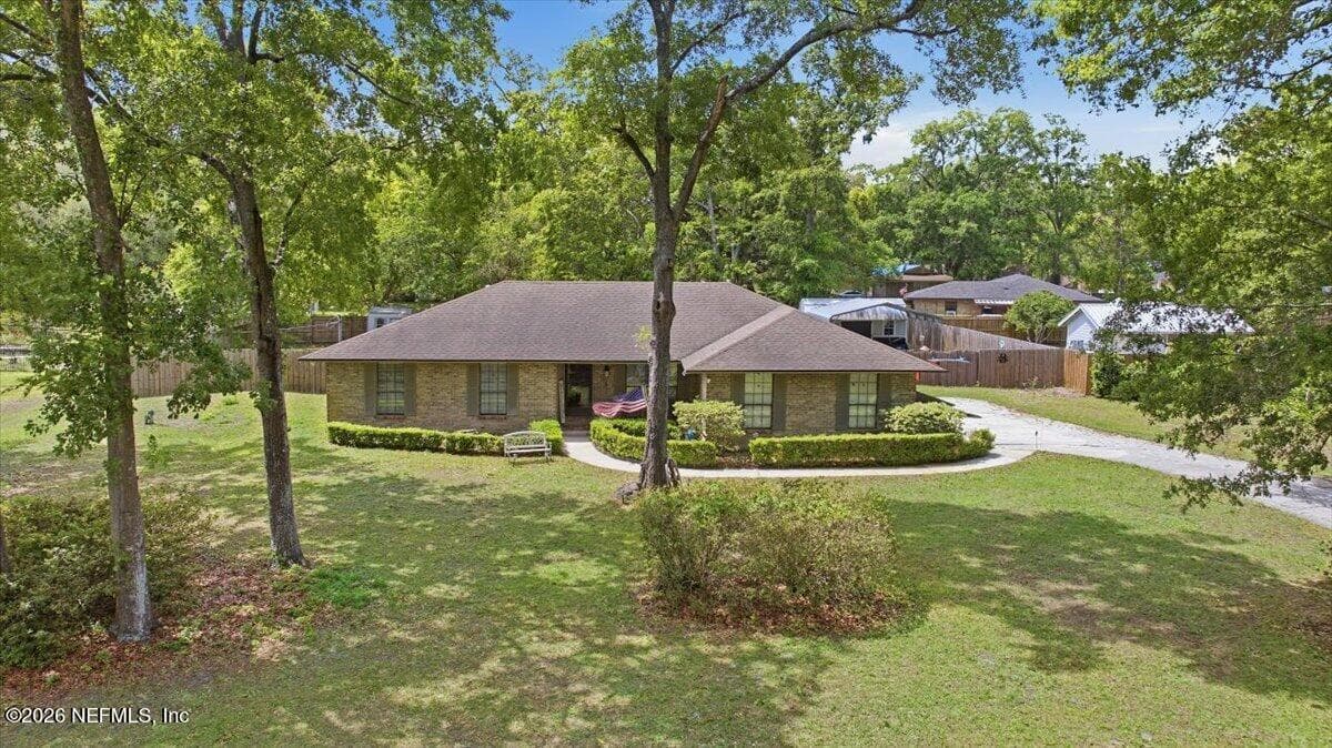 11166 WOODELM Drive E, Jacksonville, FL 32218