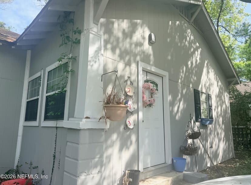 733 ESCAMBIA Street, Jacksonville, FL 32208