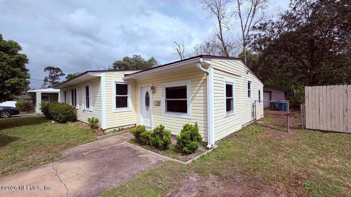 1139 DE PAUL Drive, Jacksonville, FL 32218 3