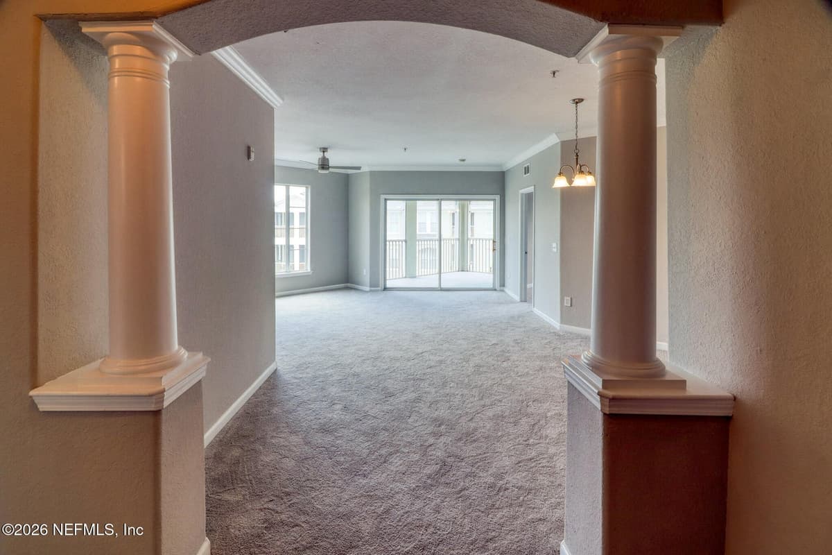 8290 GATE Parkway W 1115, Jacksonville, FL 32216 2