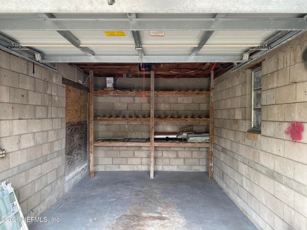 3019 SEARCHWOOD Drive, Jacksonville, FL 32277 2