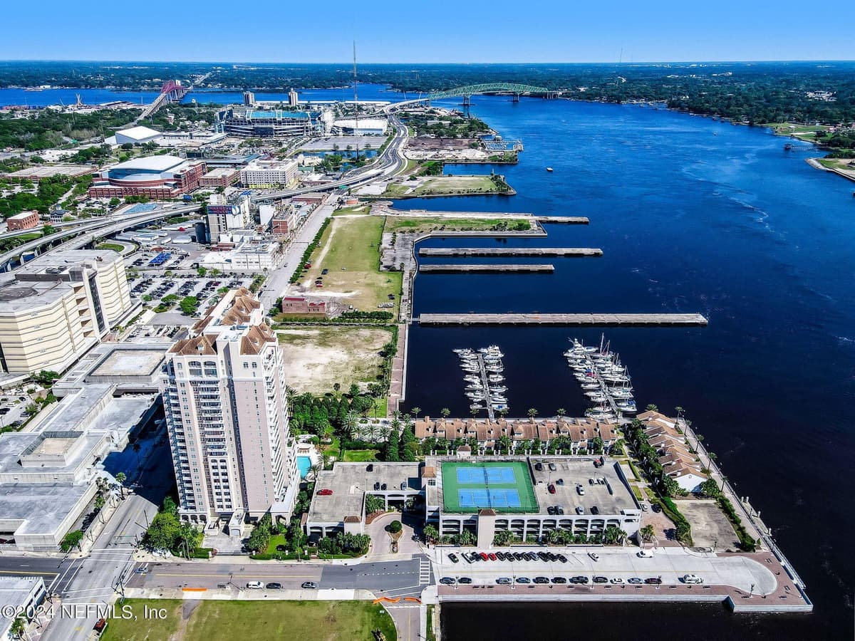 400 E BAY Street 1201, Jacksonville, FL 32202 3