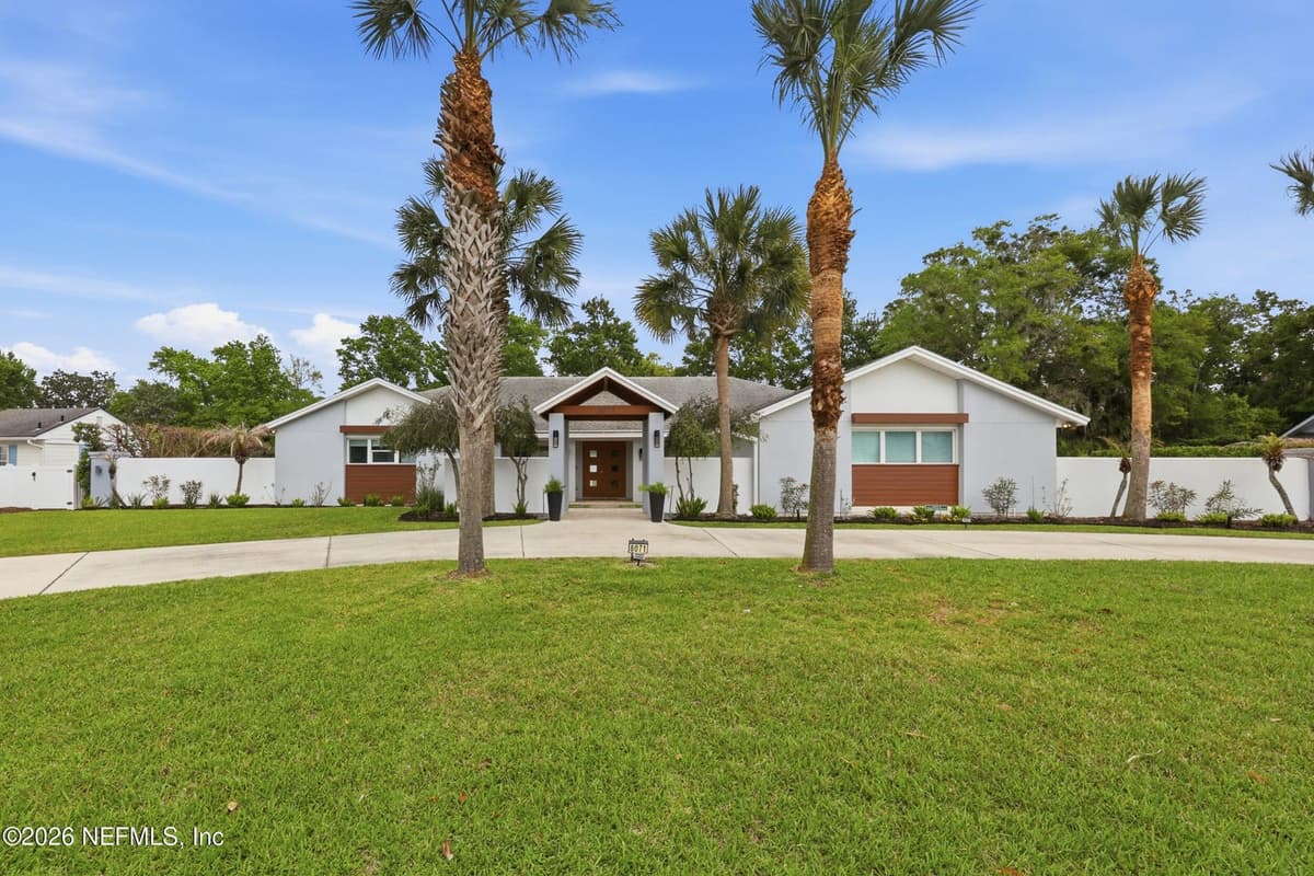 8071 PINE LAKE Road, Jacksonville, FL 32256 3