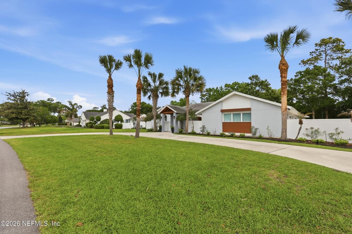 8071 PINE LAKE Road, Jacksonville, FL 32256 2