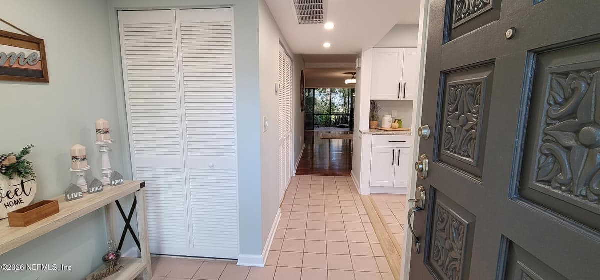 7848 PLAYA DEL REY Court 7848, Jacksonville, FL 32256 2