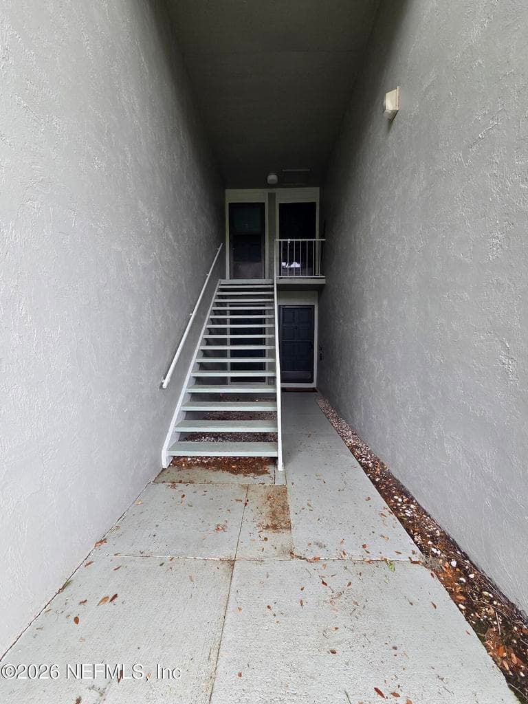 306 PALM COAST Parkway NE 203, Palm Coast, FL 32137 2