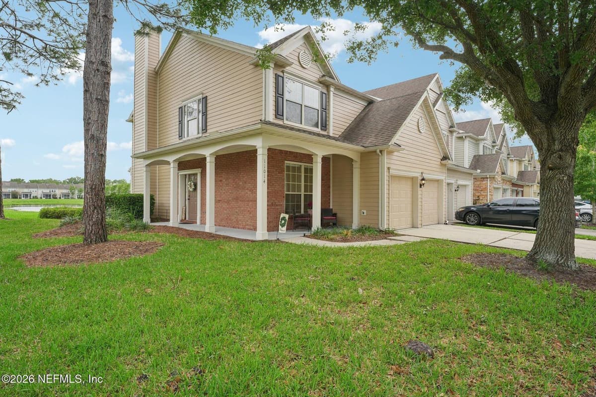 11014 CASTLEMAIN Circle E, Jacksonville, FL 32256 2