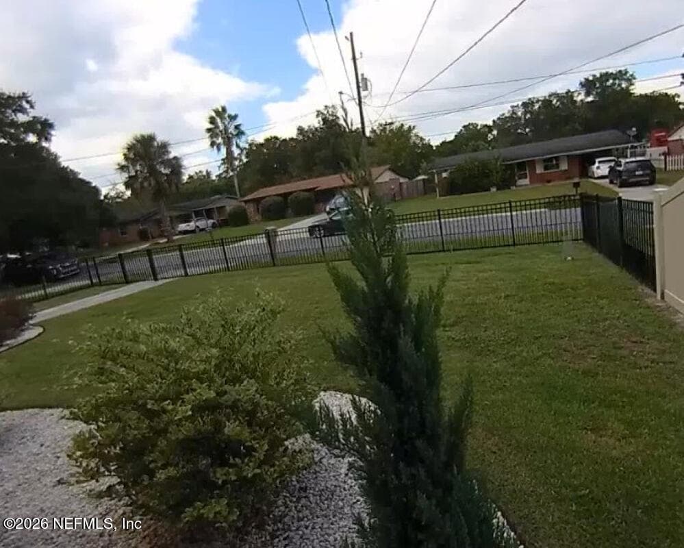 7518 LEROY Drive, Jacksonville, FL 32244 3