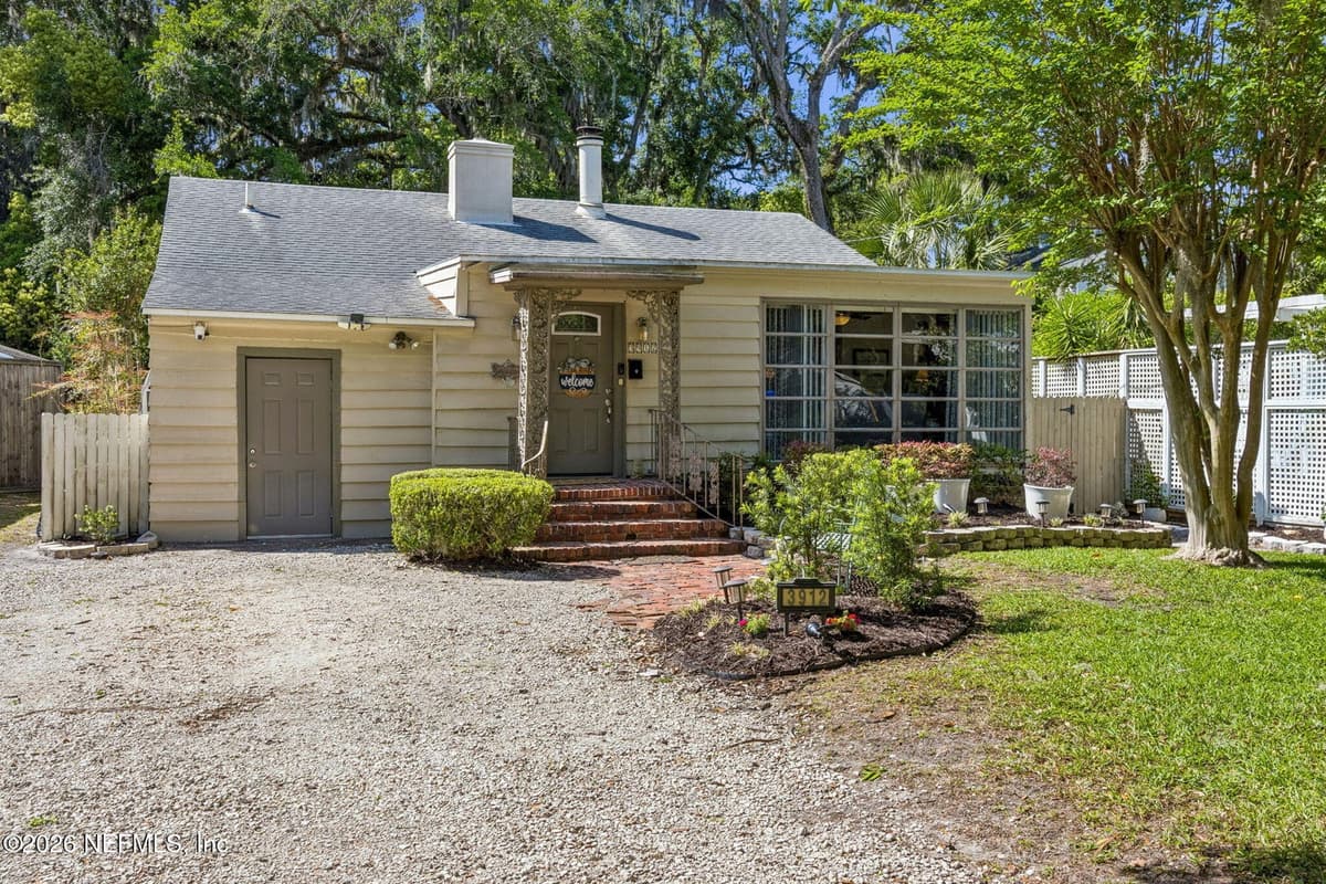 3912 BALTIC Street, Jacksonville, FL 32210 3