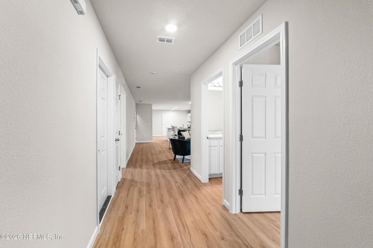 8033 MATTOX Avenue, Jacksonville, FL 32219 2