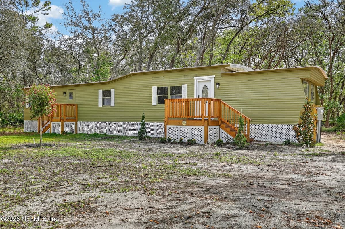 112 PALMER Drive, Interlachen, FL 32148 2
