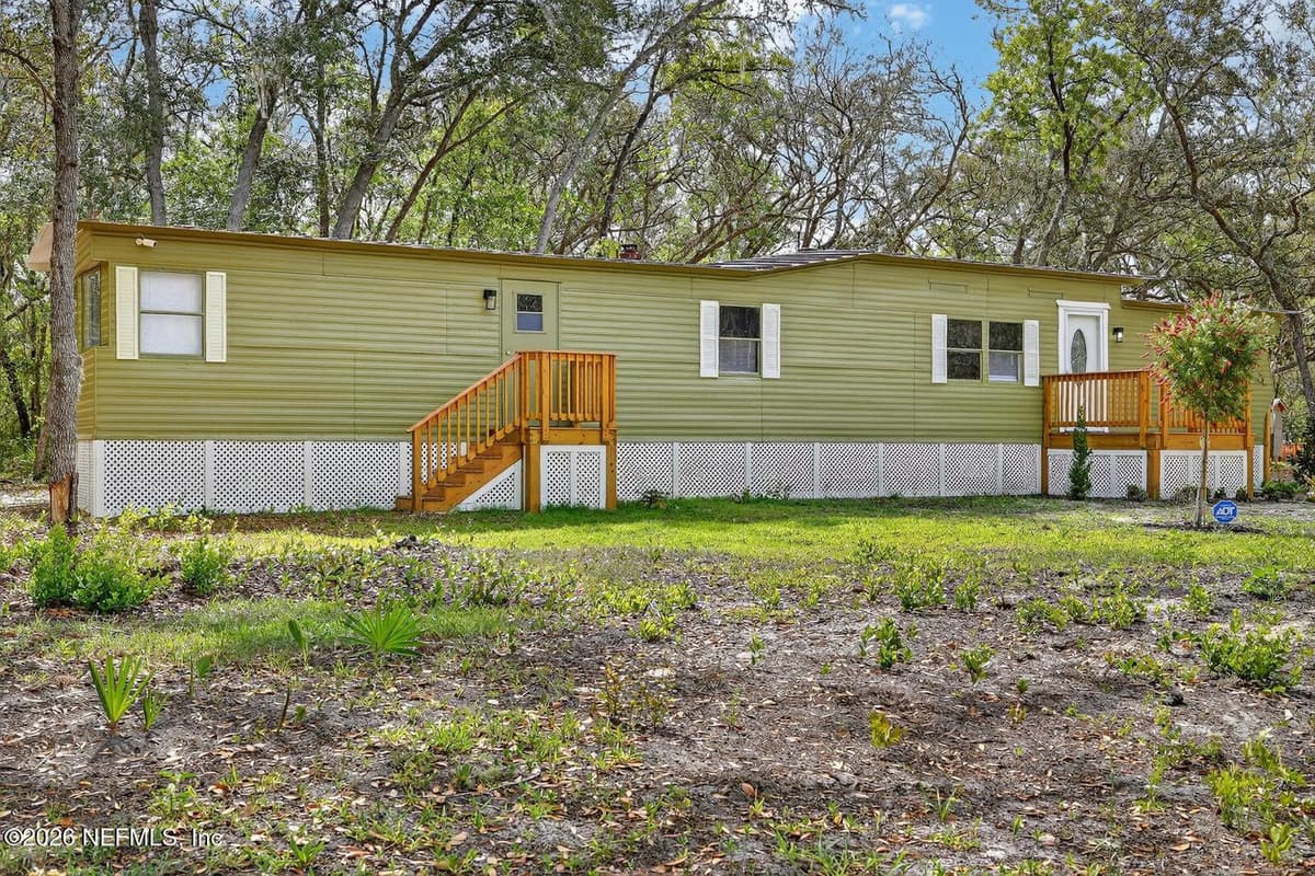 112 PALMER Drive, Interlachen, FL 32148 3